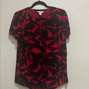 Liz Claiborne Red and Black Abstract Blouse